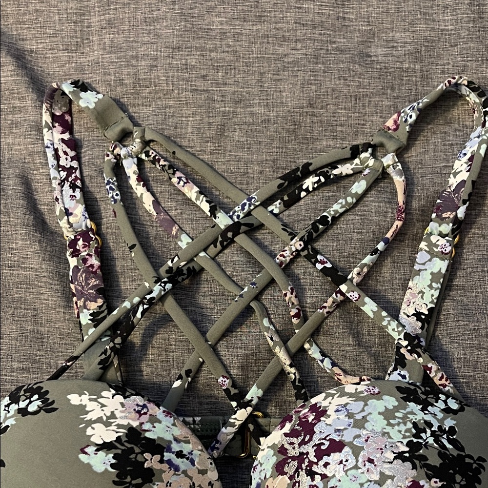 NWOT Med Ambrielle Tankini Top - Picture 10 of 11